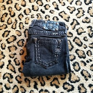 Miss Me Sig blk silver stich straight leg jeans. Sz 26 inseam 30